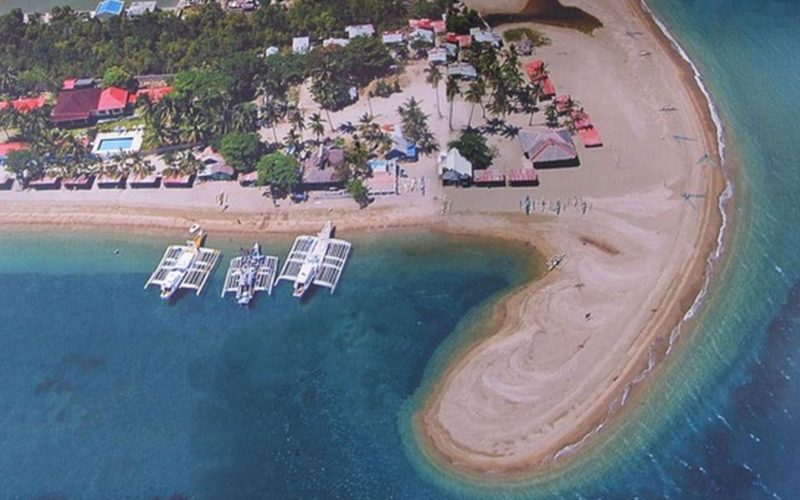 Enjoy the Mahayahay Beach